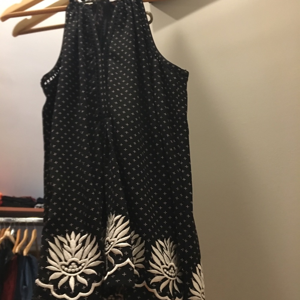 New RannaGill Sleeveless summer top